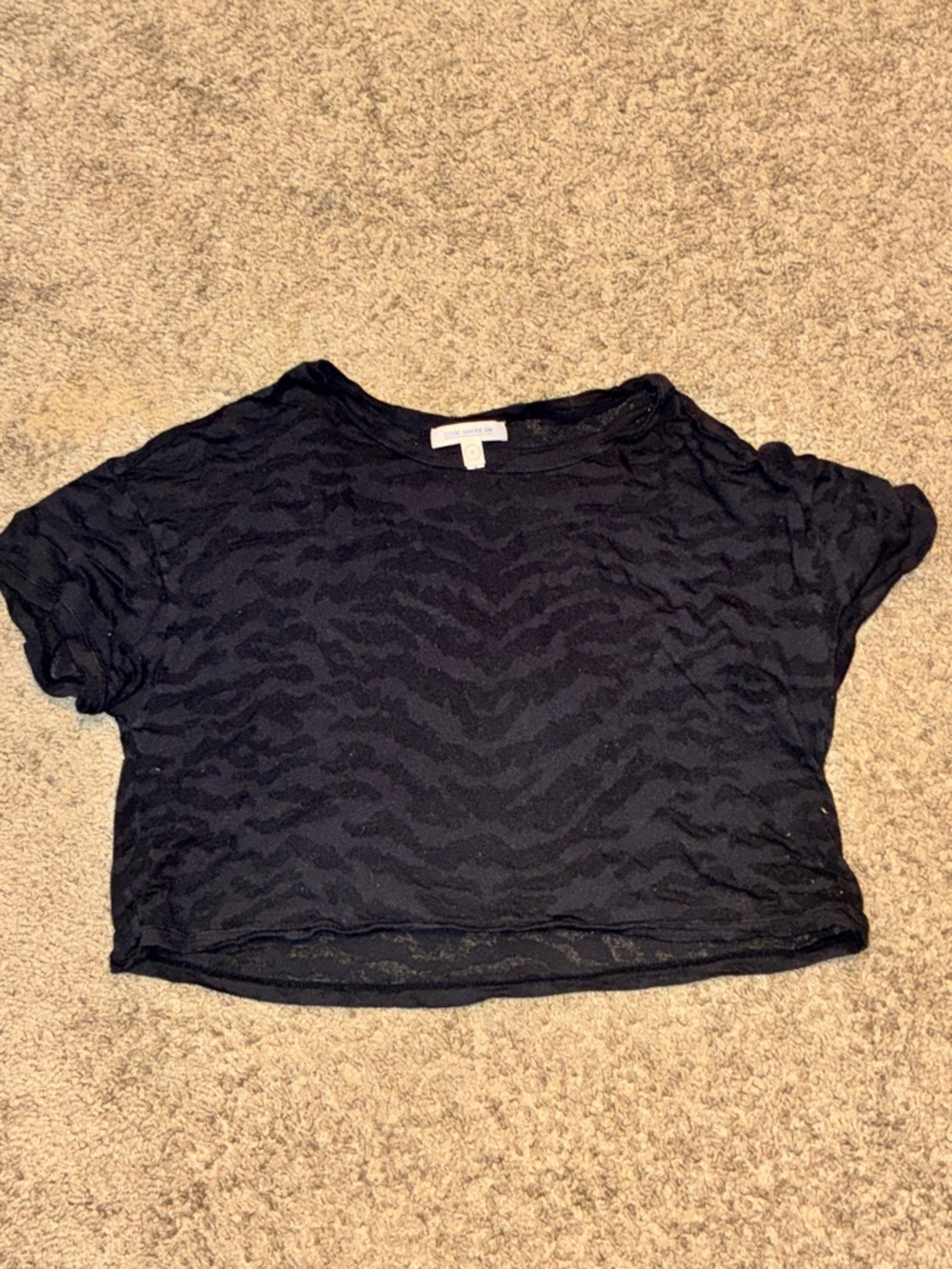Good American Black Zebra-Textured Crop Top